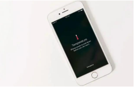 岭口镇苹果手机维修分享iPhone 手机发热如何快速降温 