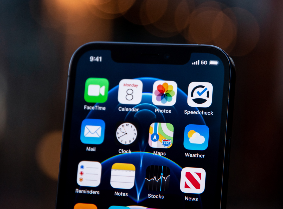 岭口镇苹果手机维修分享为什么 iPhone 12 在冬季会自动关机 